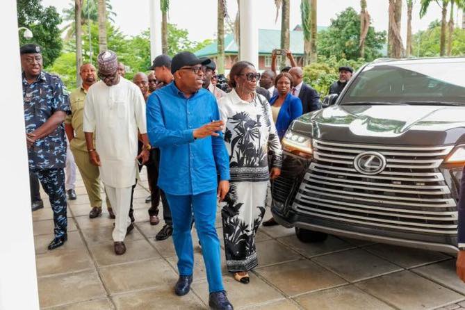 549153263_1231854898978691_3549181071169614042_n Fubara Returns to Rivers Government House